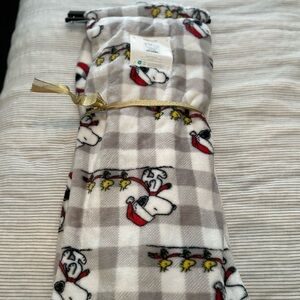 Kids Blanket Snoopy Design - Gray and Red